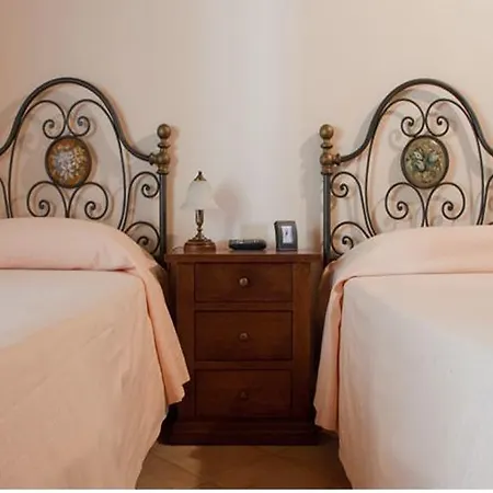 La Cavallina Azienda Agrituristica 蒙库泽